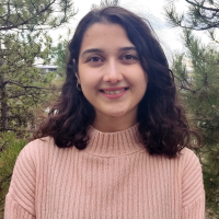 Nida Altıparmak 